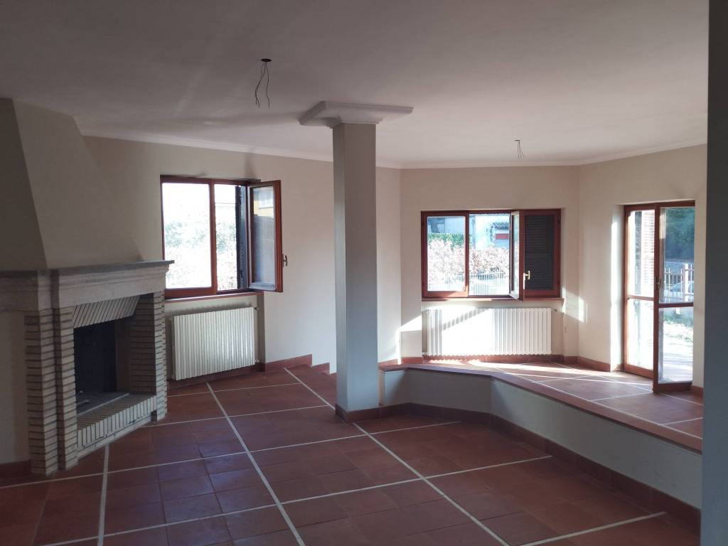 Villa a Manziana in Via Roma, 66 - Foto 4