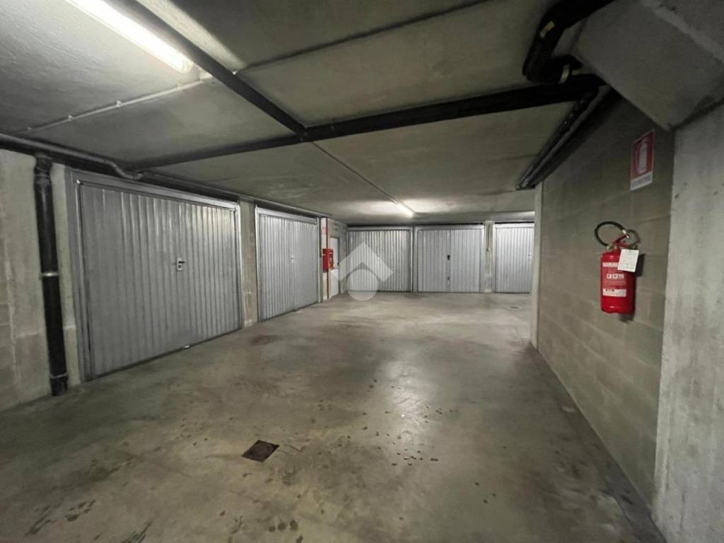 Box / garage a Torino in Via Borgosesia, 62 - Foto 2