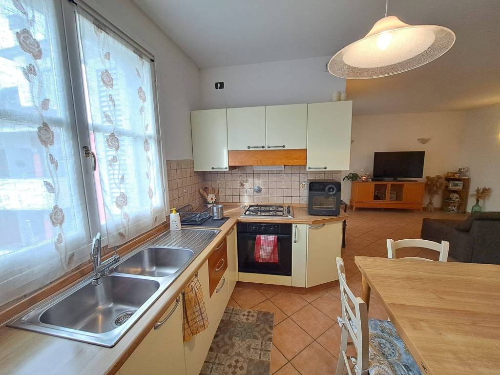 Appartamento a Quarrata in Via Trieste - Foto 4