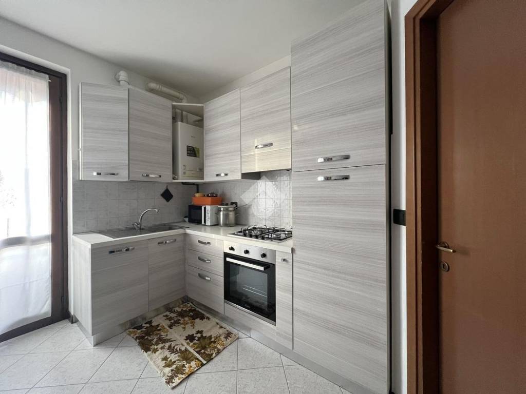 Appartamento a Carugate in Via Santa Maria, 32 - Foto 3