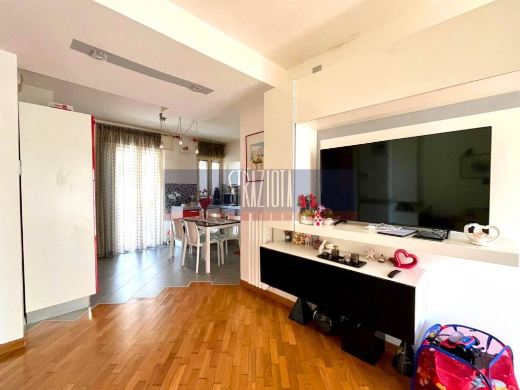 Appartamento a Modugno in Via Cornole di Ruccia - Foto 4