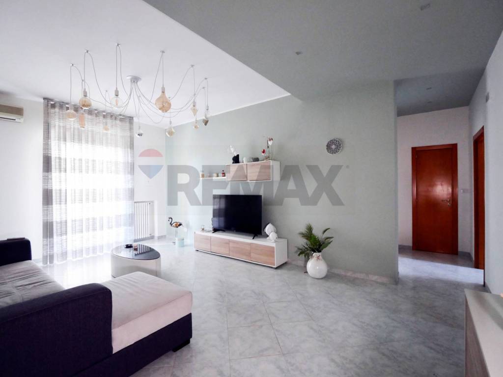 Appartamento a Modugno in Via Olbia, 15 - Foto 2