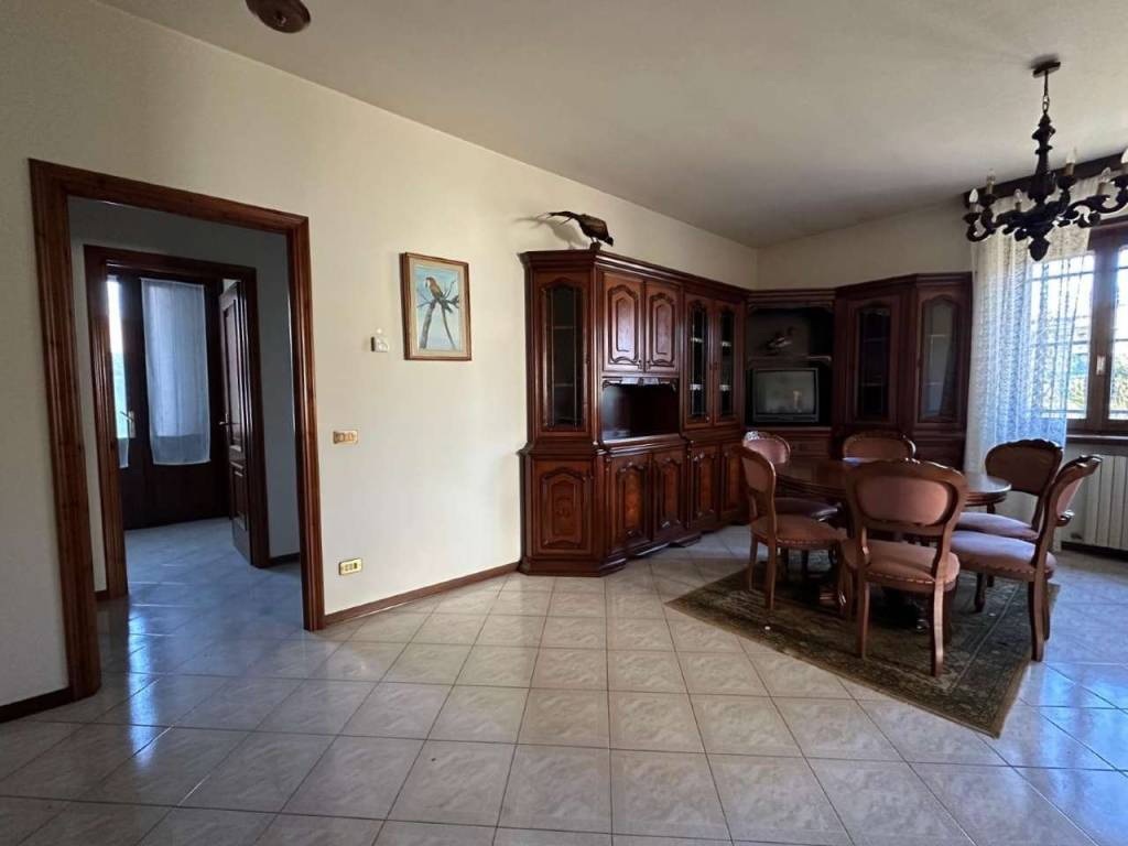 Appartamento a Castell'arquato in via alberoni - Foto 2