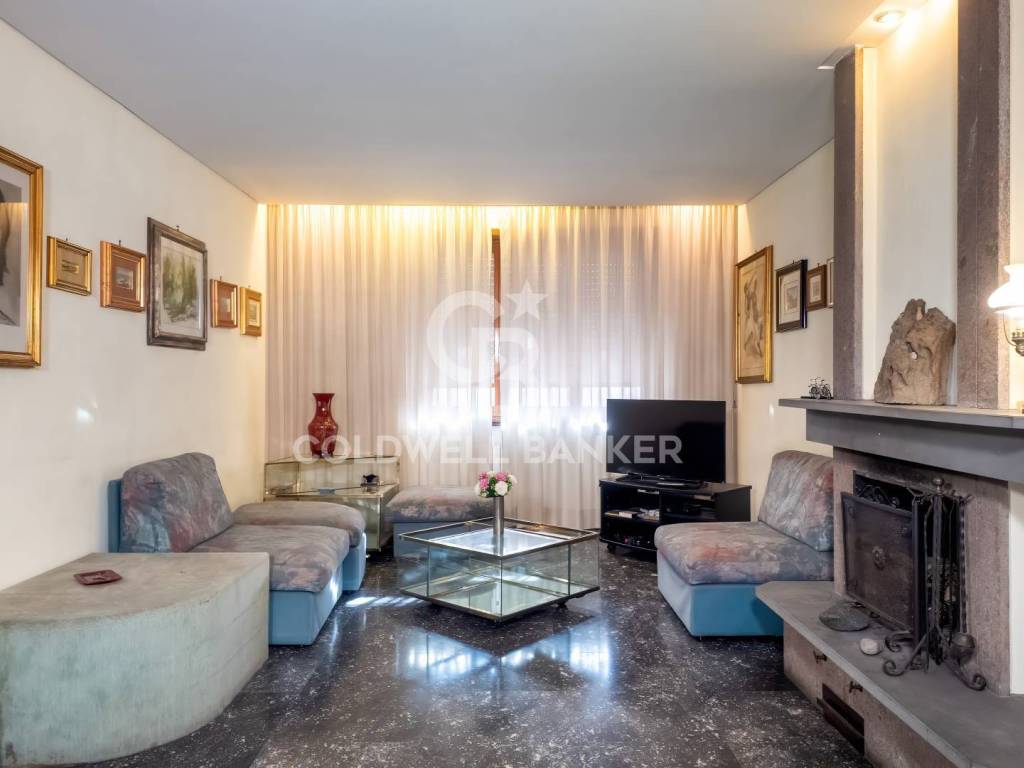 Appartamento a Roma in Via Del Serafico - Foto 3