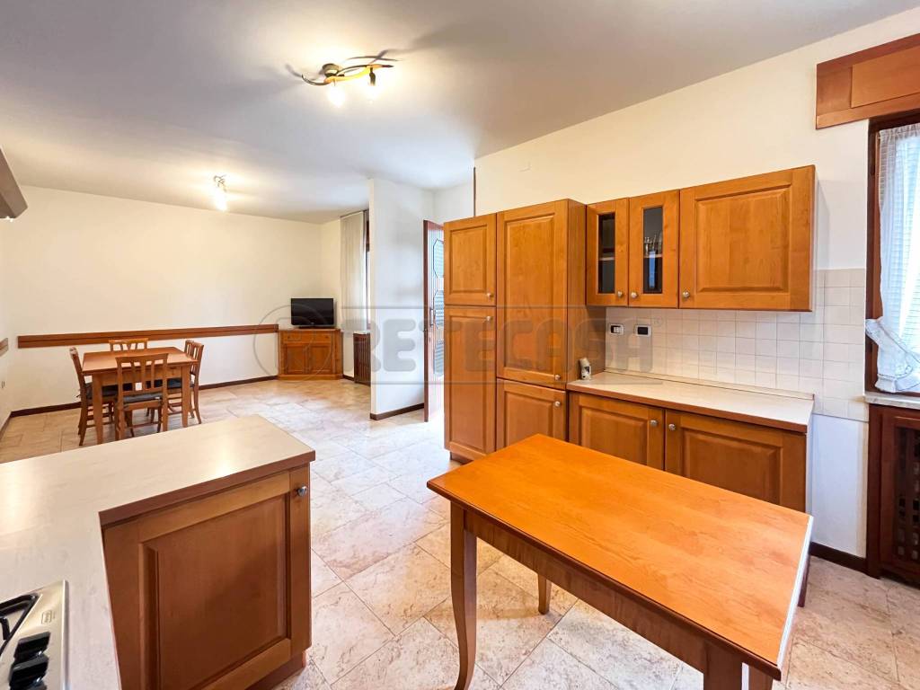 Appartamento a Creazzo in Via T. Dal Molin - Foto 2