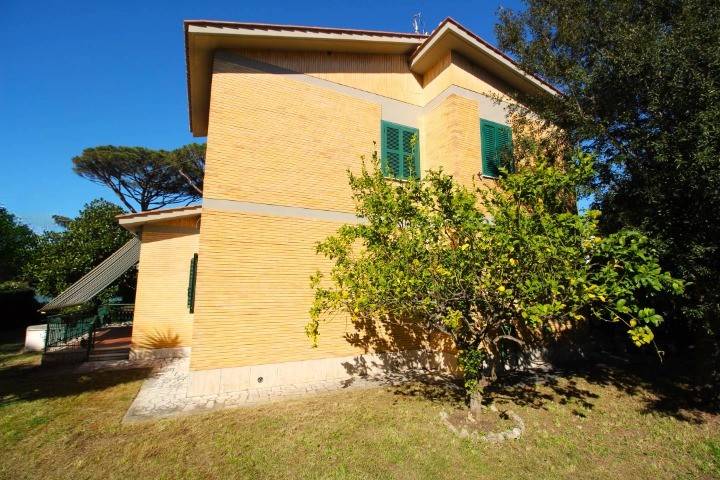 Villa a Anzio in Via delle Robinie - Foto 5