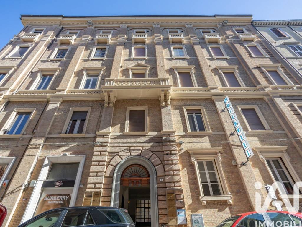 Appartamento a Ancona in Via Marsala - Foto 2