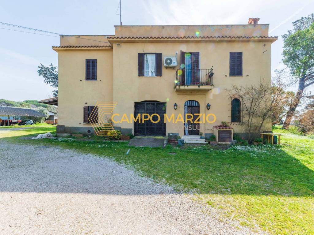 Casa indipendente a Roma in Via di Tor San Giovanni, 162 - Foto 3