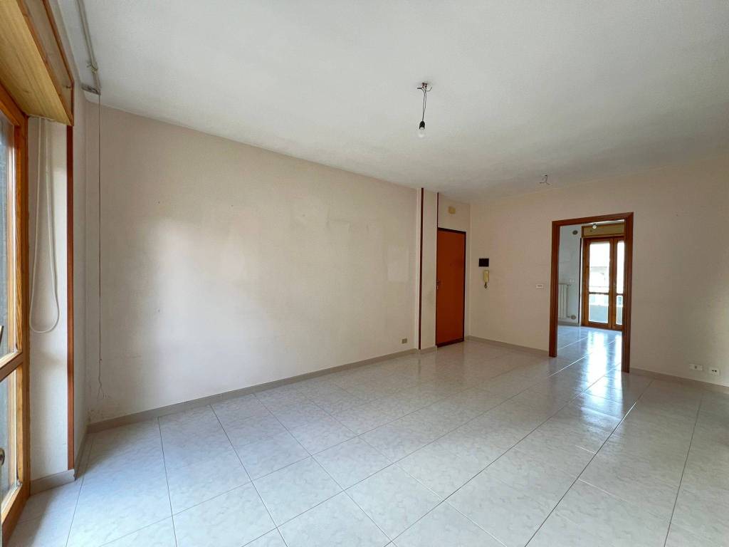 Appartamento a Grumo appula in Via Riccardo Lombardi, 19 - Foto 2