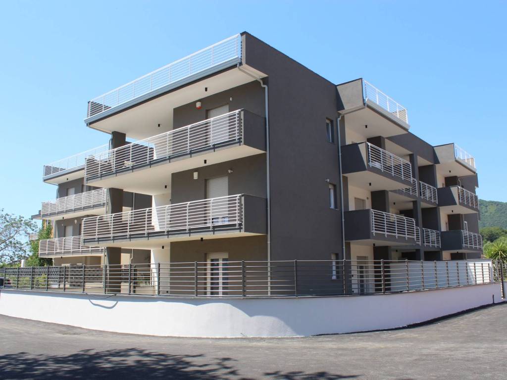 Appartamento a San cipriano picentino in Via Cavaliere Antonio Amato - Foto 4