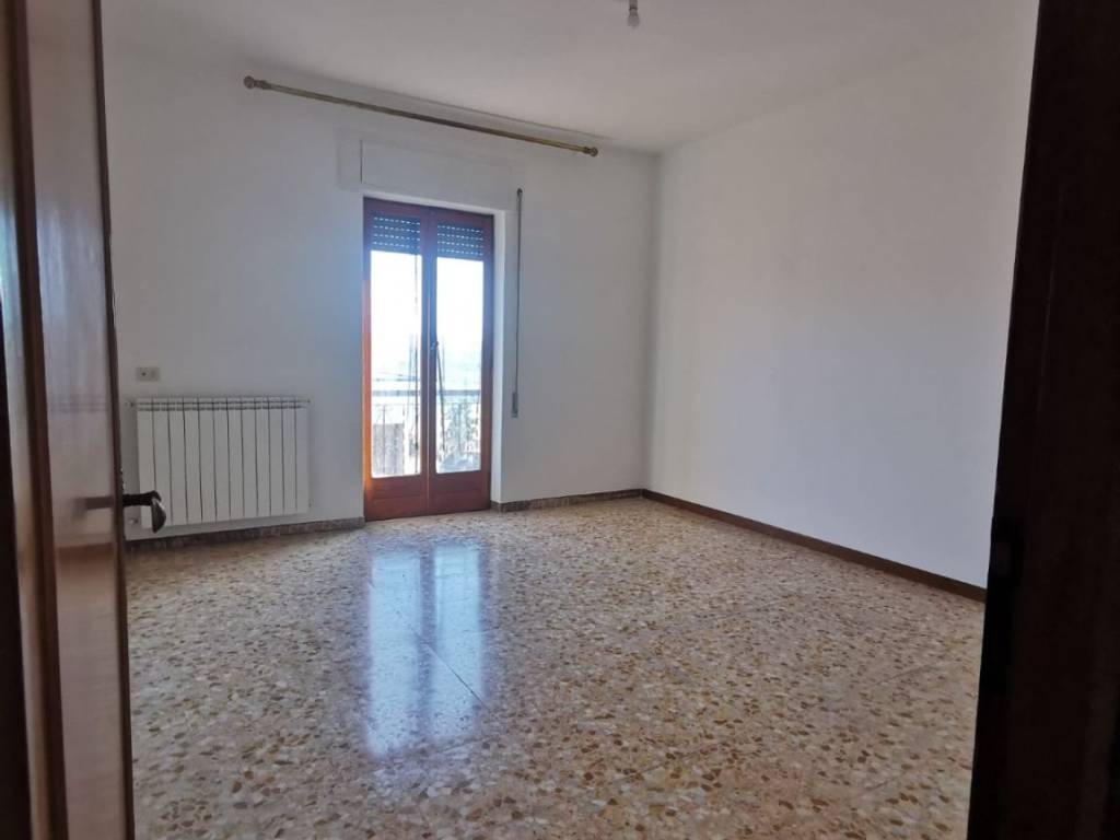 Appartamento a Fonte nuova in Via Basilicata - Foto 3