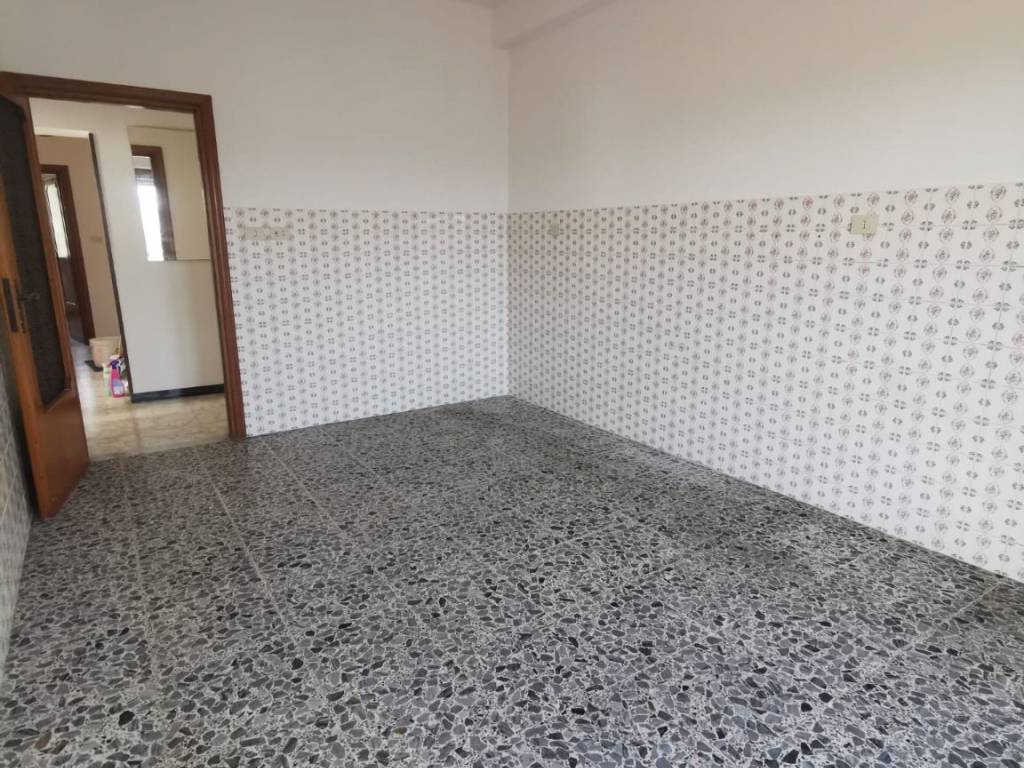 Appartamento a Fonte nuova in Via Basilicata - Foto 4