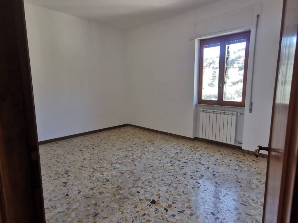 Appartamento a Fonte nuova in Via Basilicata - Foto 5