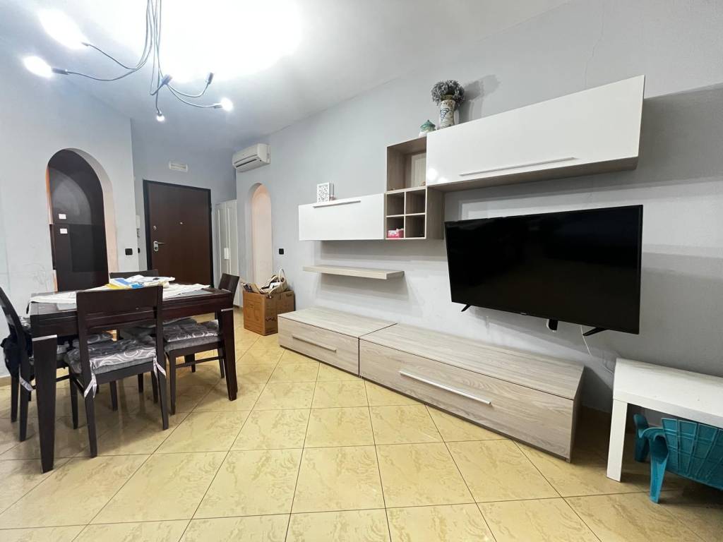 Appartamento a Pomezia in Via Rimini - Foto 2