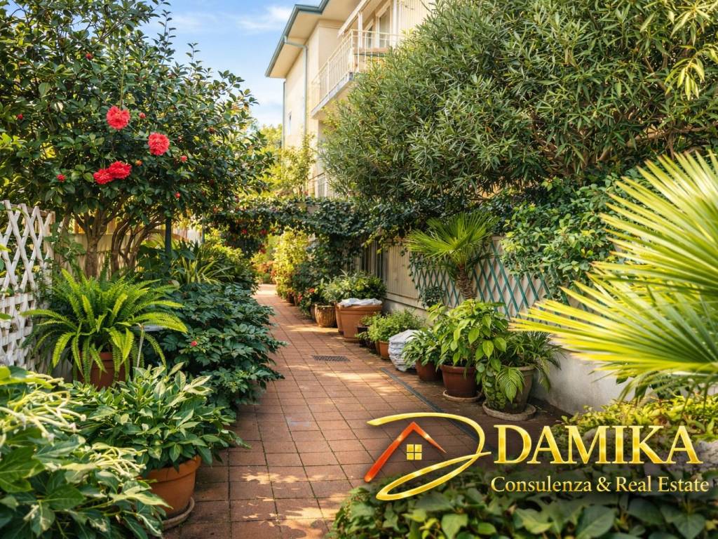 Appartamento a Camaiore in Via Guglielmo Marconi, 34 - Foto 4