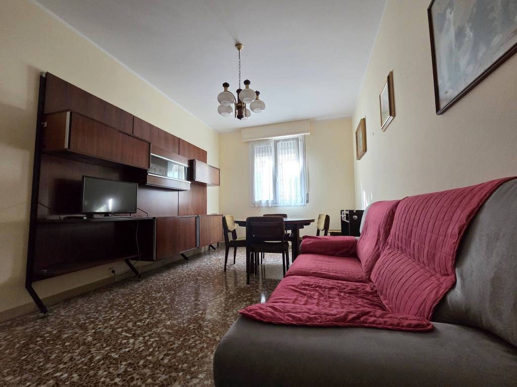 Appartamento a Ferrara in Via Olimpia Morata - Foto 4