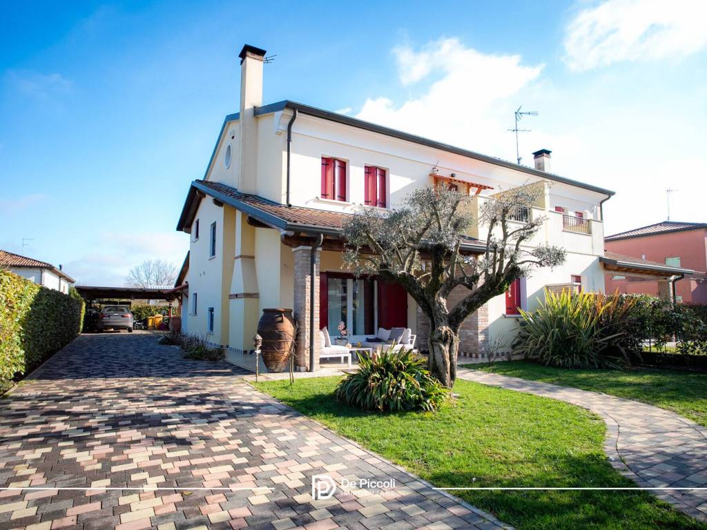 Villa a San biagio di callalta in Via Lanceri D'Aosta, 1 - Foto 2