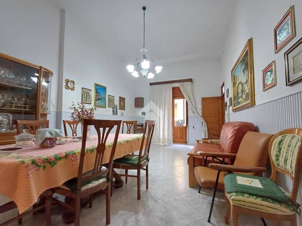 Casa indipendente a Castellammare del golfo in Via Mamiani, 38 - Foto 4