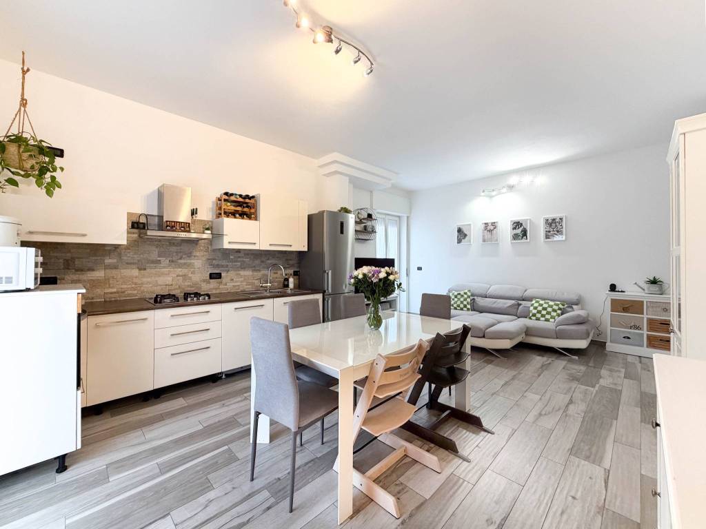 Appartamento a Verona in Via Antonio Avena - Foto 3