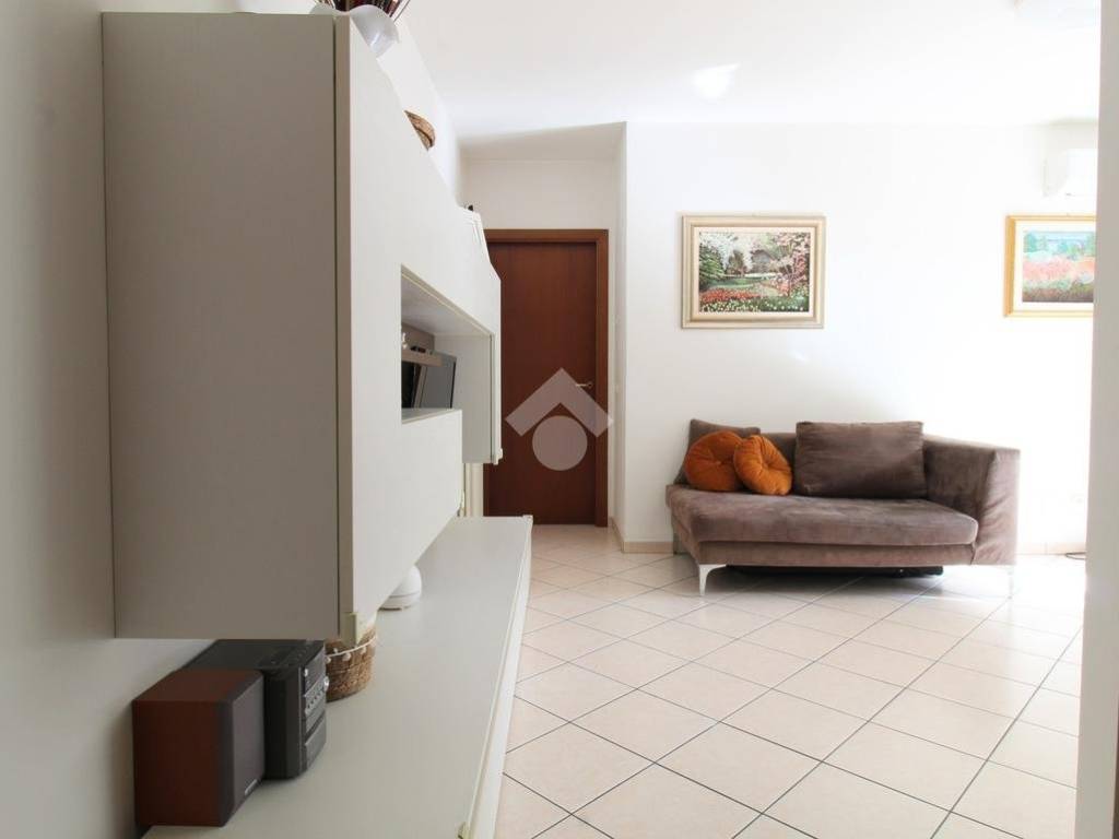 Appartamento a Teramo in VIA BATTISTELLI, 8 - Foto 2