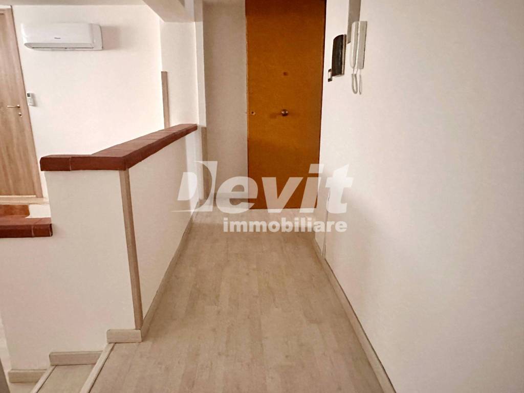 Appartamento a Napoli in Via Michelangelo Schipa - Foto 4