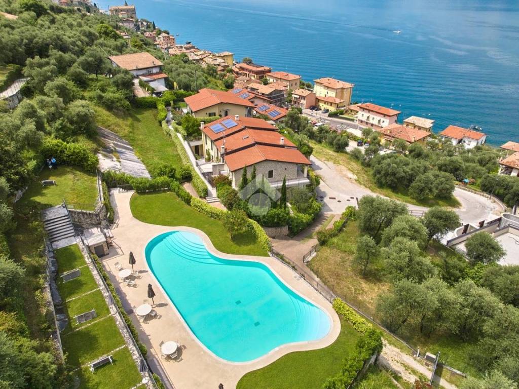 Appartamento a Brenzone sul garda in Via Tommaso Marani, 11 - Foto 3