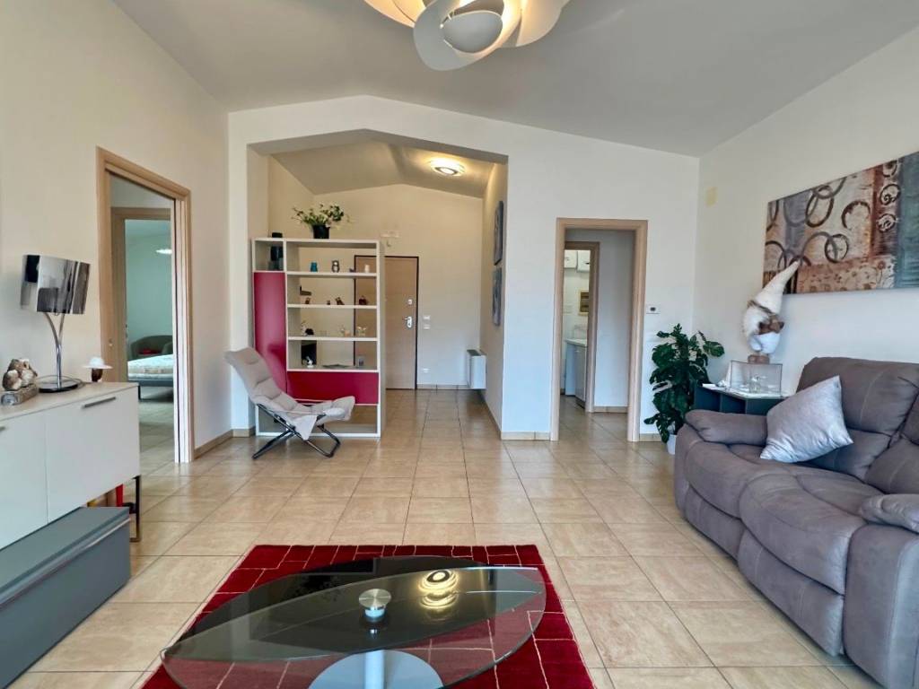 Appartamento a Fondi in Via Appia - Foto 2