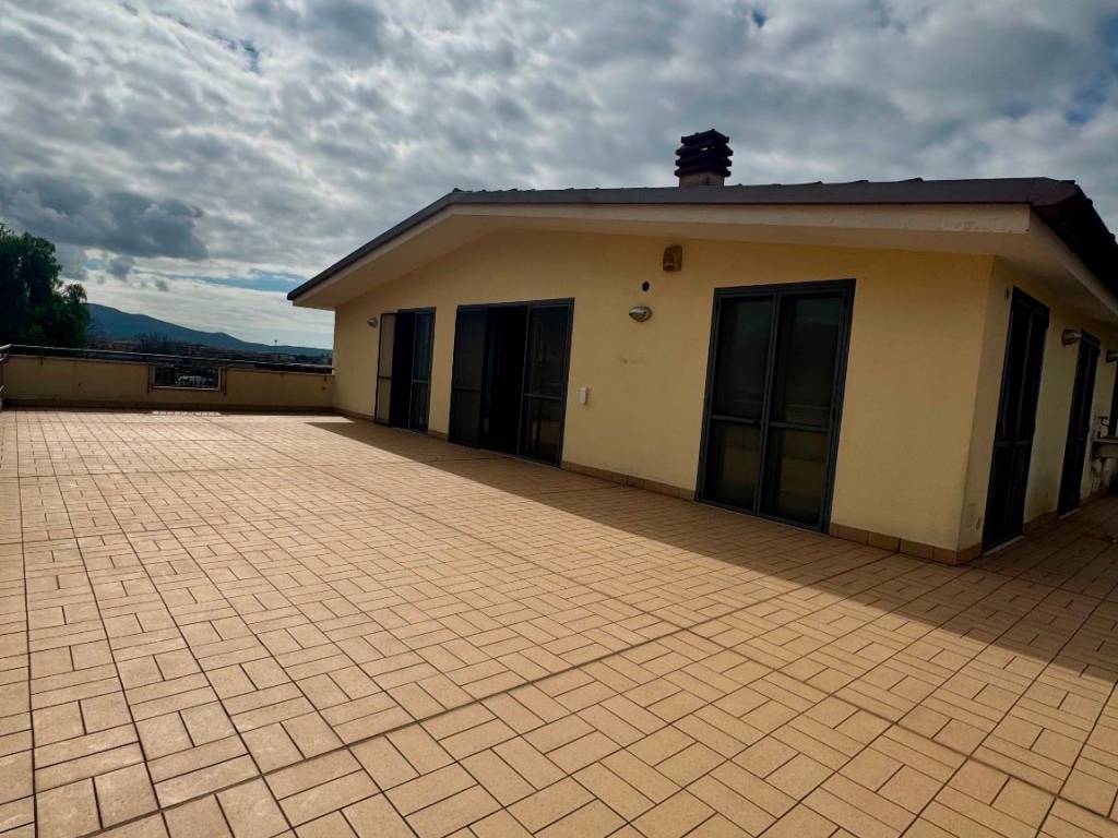 Appartamento a Fondi in Via Appia - Foto 3