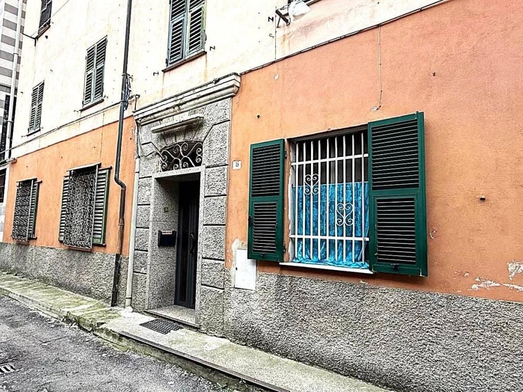 Appartamento a Genova in VIA fRANCESCO CAMPORA - Foto 3