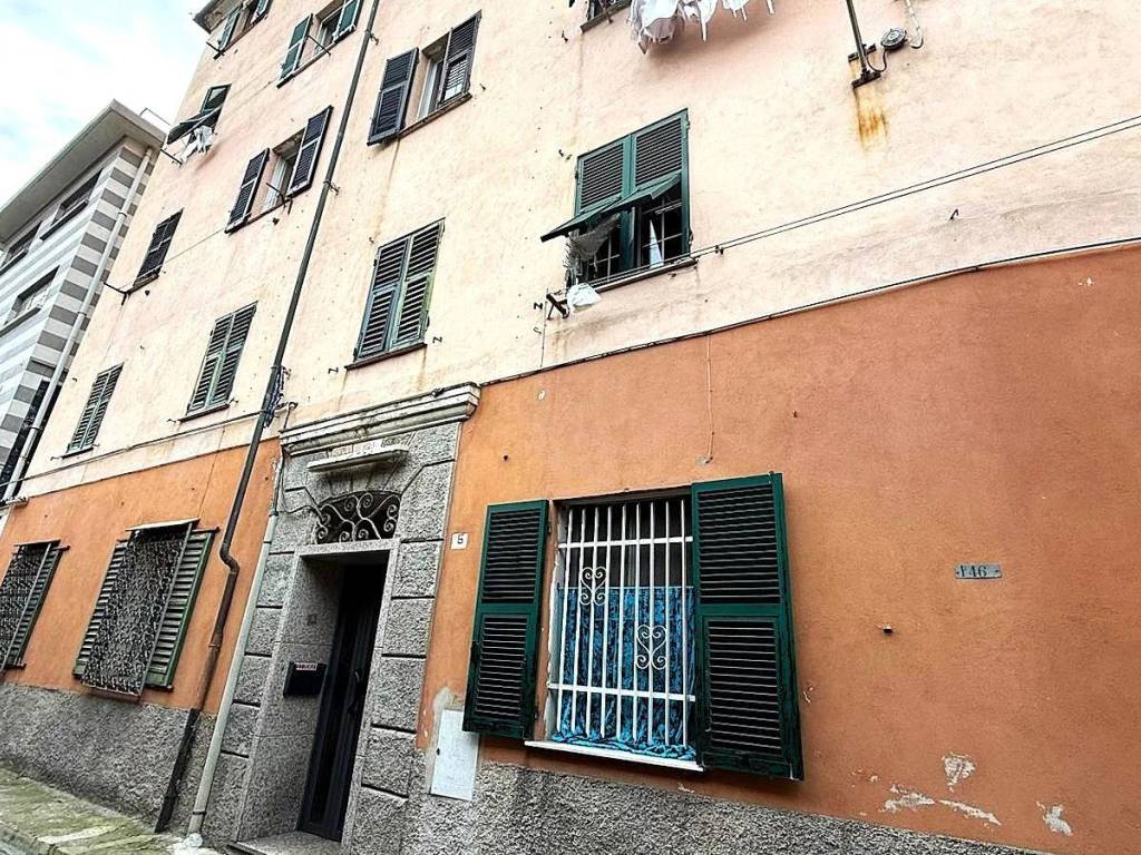 Appartamento a Genova in VIA fRANCESCO CAMPORA - Foto 4