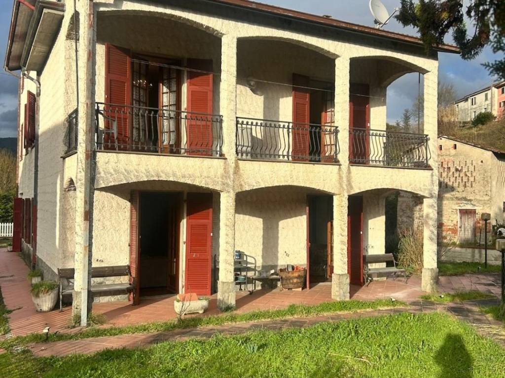 Villa a Beverino - Foto 2