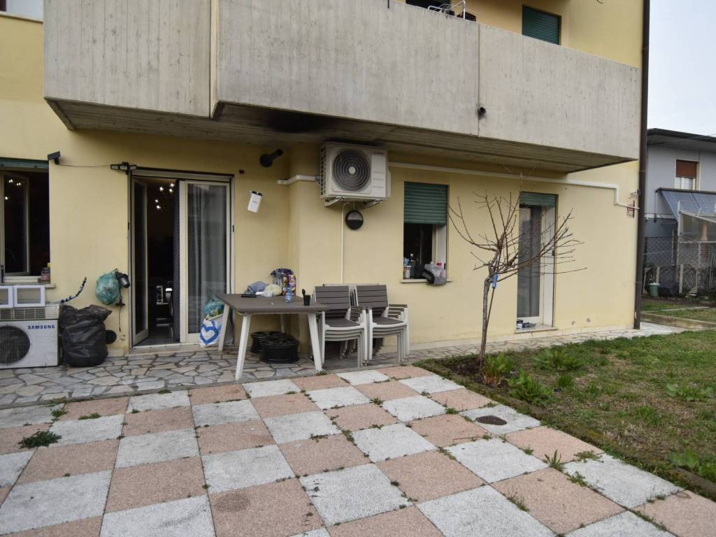 Appartamento a Romano d'ezzelino in Via Brenta - Foto 2