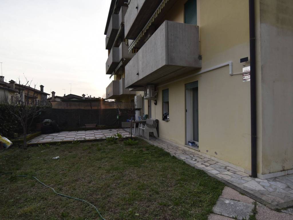 Appartamento a Romano d'ezzelino in Via Brenta - Foto 3