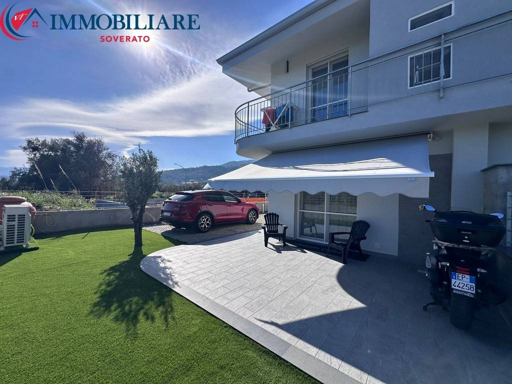 Villa a Montepaone in Via Silvio Pellico - Foto 5