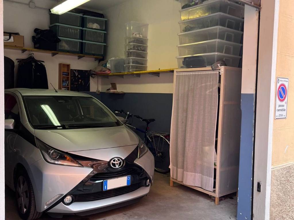 Box / garage a Bologna in Vicolo Paglia Corta - Foto 2