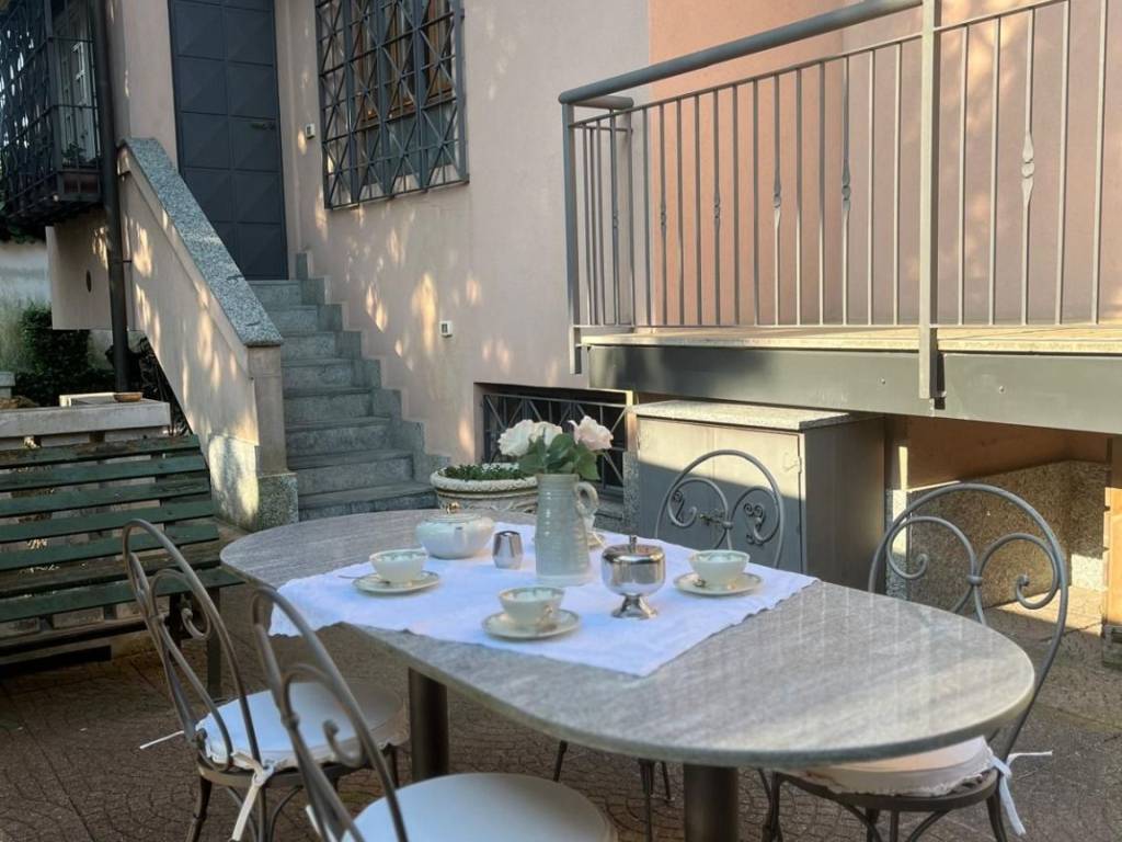Villa a Cernusco sul naviglio in Via Adua, 74 - Foto 3