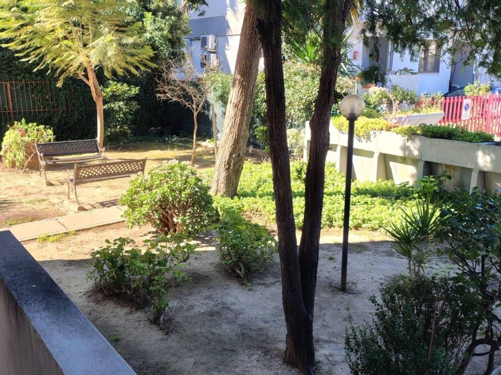 Loft / open space a Cagliari in Via Efisio Melis, 48 - Foto 3