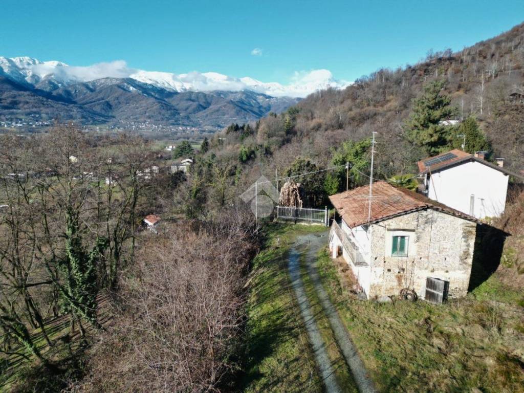 Rustico / casale a Revello in Via Vecchia della Valle, 17 - Foto 3