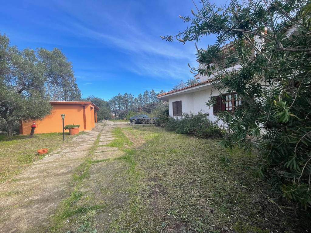 Villa a Olbia in quartiere Santa Maria - Foto 3