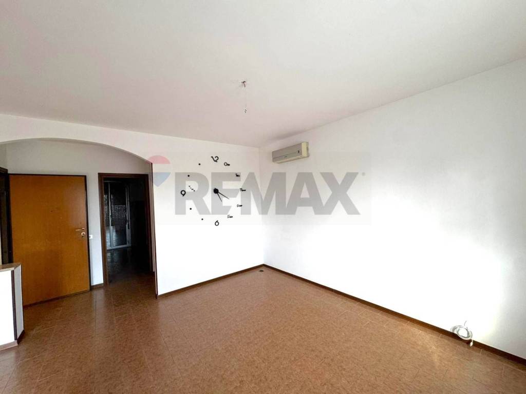 Appartamento a Momo in via circonvallazione, 24 - Foto 2