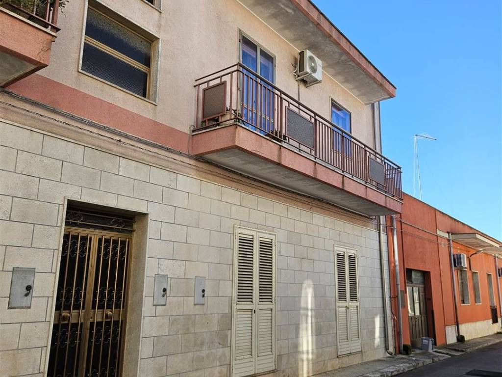 Appartamento a Mesagne in Via Pordenone, 6 - Foto 2