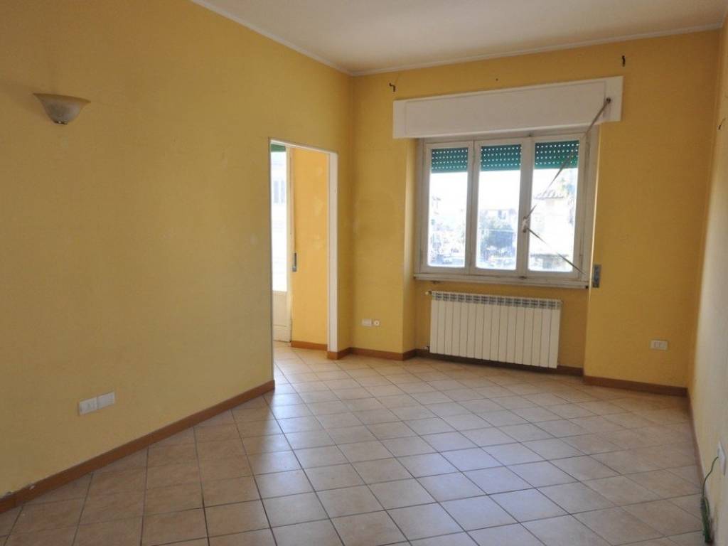 Appartamento a Terranuova bracciolini in Piazza Trieste - Foto 3