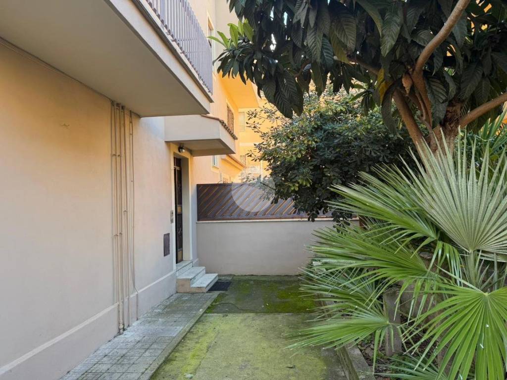 Appartamento a Roma in Via nicola da guardiagrele, 72 - Foto 5