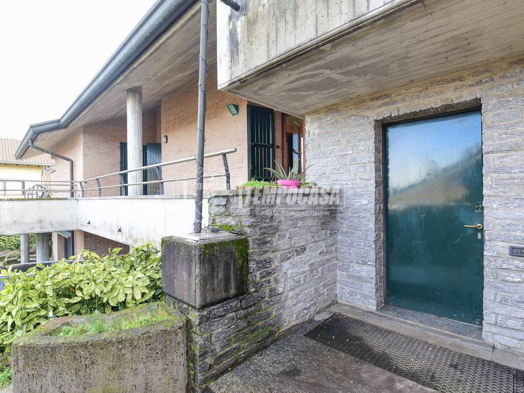 Villa a Senna comasco in Via Canturina Vecchia 32/A - Foto 2
