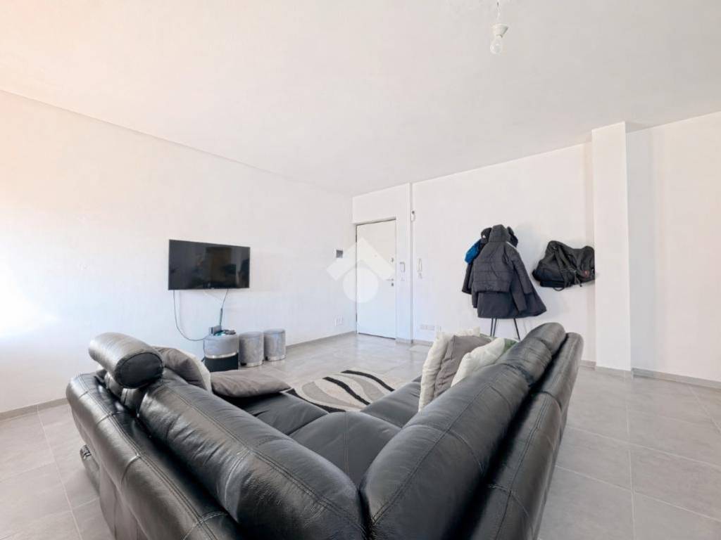 Appartamento a Verona in Via Dei Cipressi, 7 - Foto 3