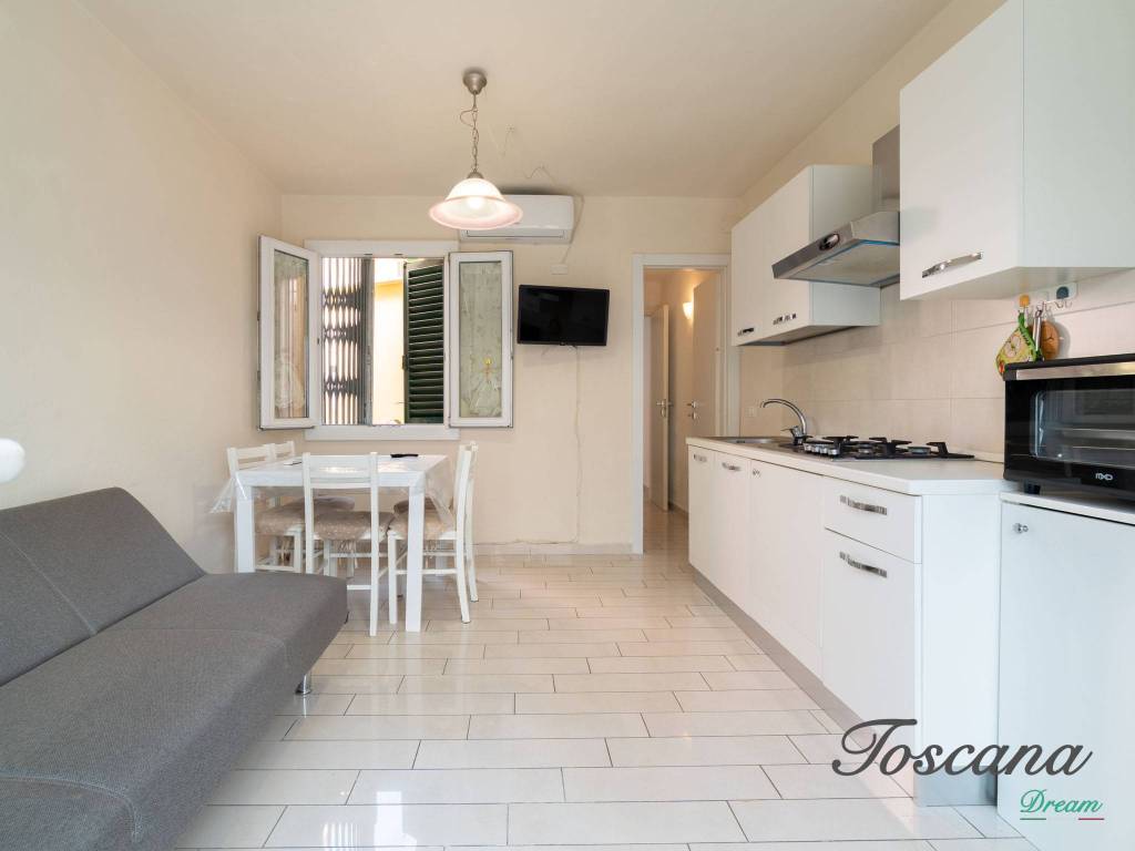 Appartamento a Follonica in Via Niccolò Paganini - Foto 3