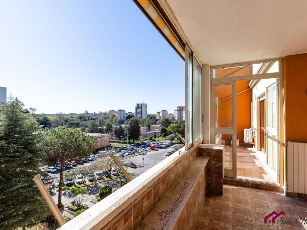Appartamento a Roma in Via Carlo Emilio Gadda, 97 - Foto 4