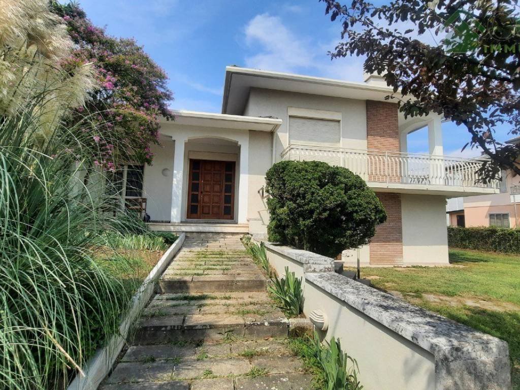 Villa a Caldogno in Via Mameli, 14 - Foto 2