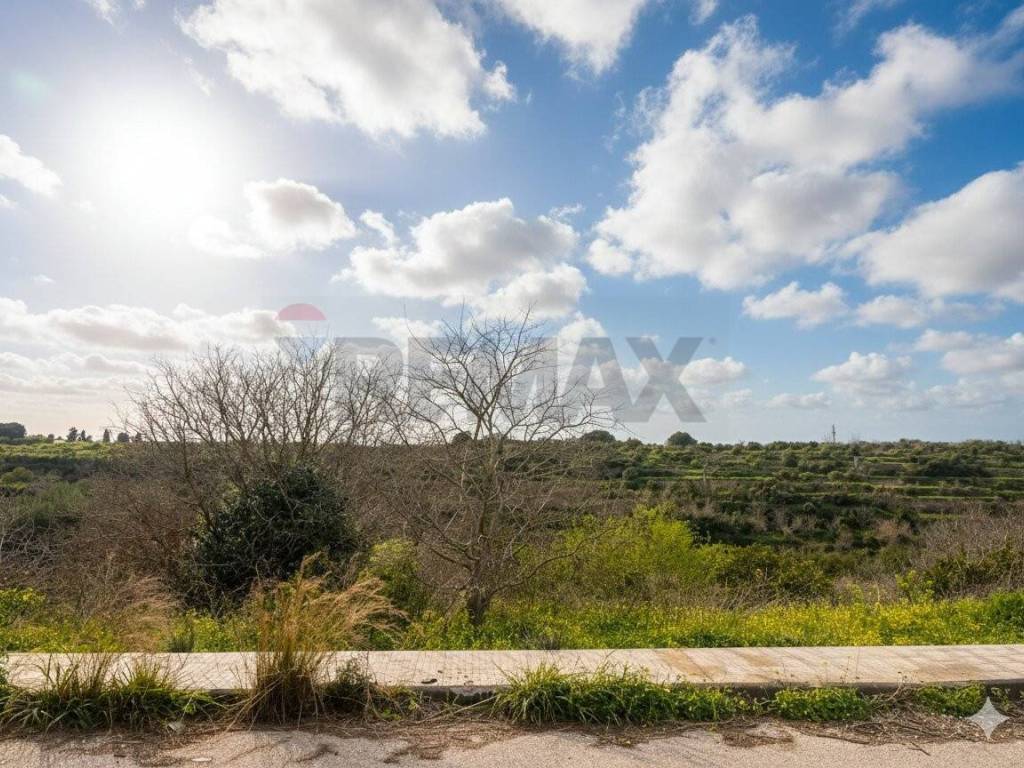 Terreno a Carlentini in Via Eschilo - Foto 2