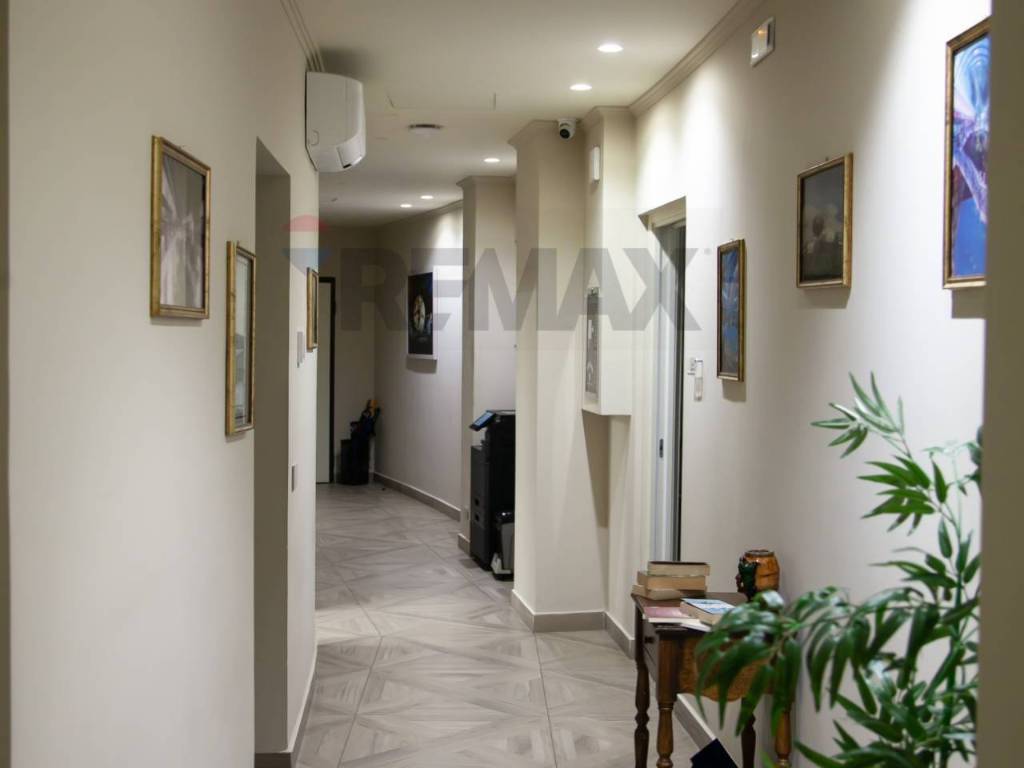 Immobile a San giovanni la punta in VIALE COLOMBO - Foto 4